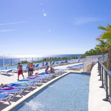 Martigues, Camping De L'arquet **** *